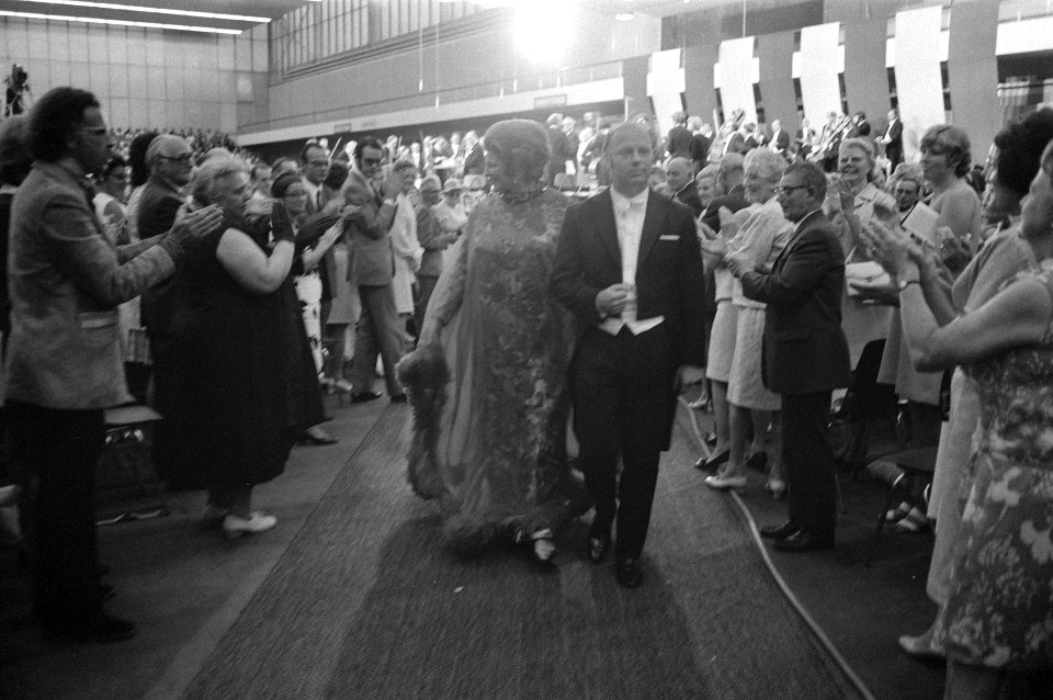 Afscheidsconcert_van_Gre_Brouwenstijn_met_Concertgebouworkest_in_RAI_Amsterdam,_Bestanddeelnr_924-6779