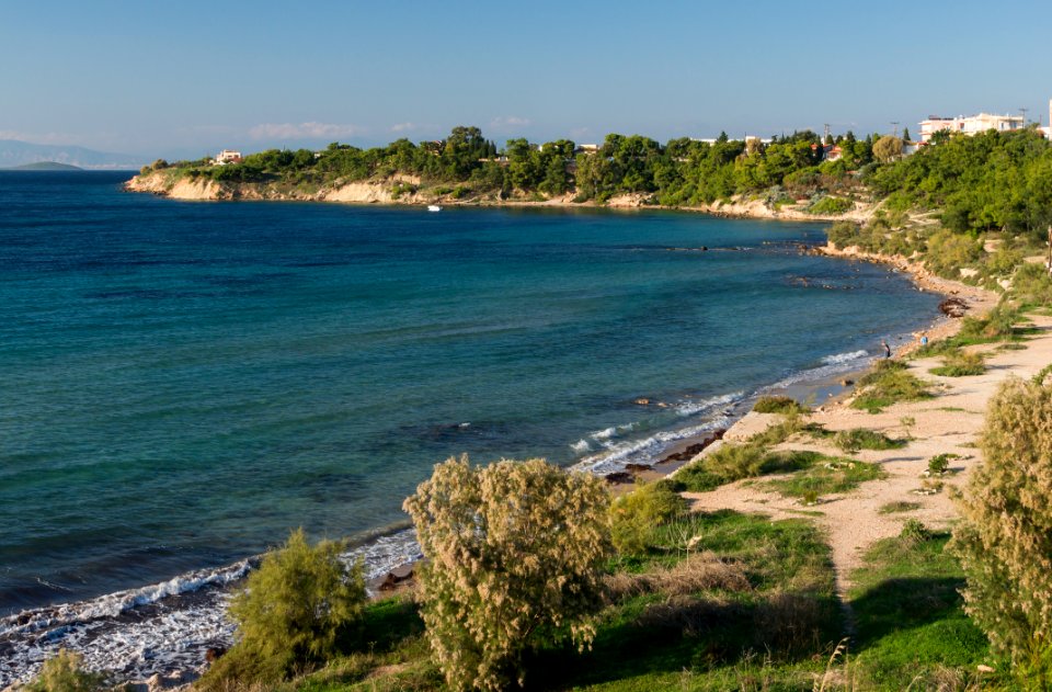 Aegina_bay_coastline