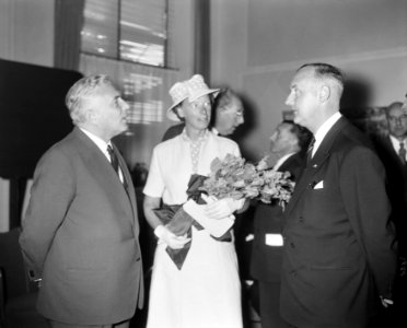 Afscheid_mr_W_H_Fockema_Andreae_van_de_jaarbeurs,_Bestanddeelnr_908-9158