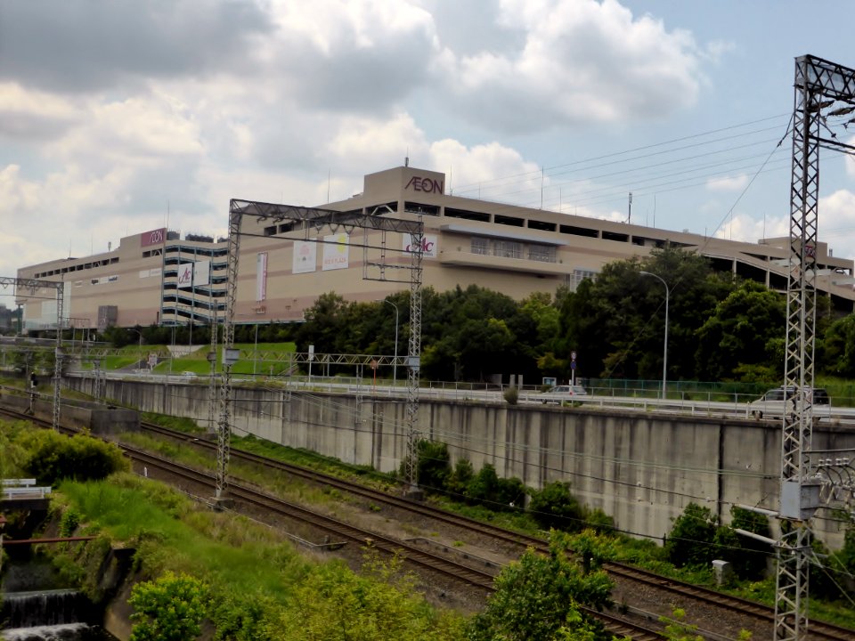 AEON_MALL_Takanohara_2