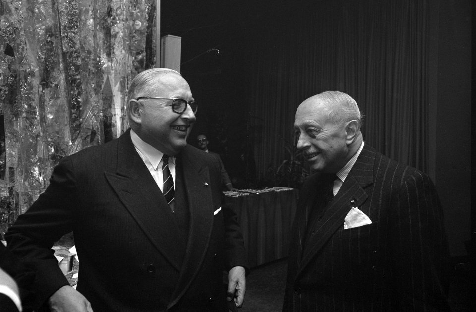 Afscheidsreceptie_mr._H.R._van_Marle_(directeur_N.V._Vereniging_Nederlandse_Sche,_Bestanddeelnr_921-9534