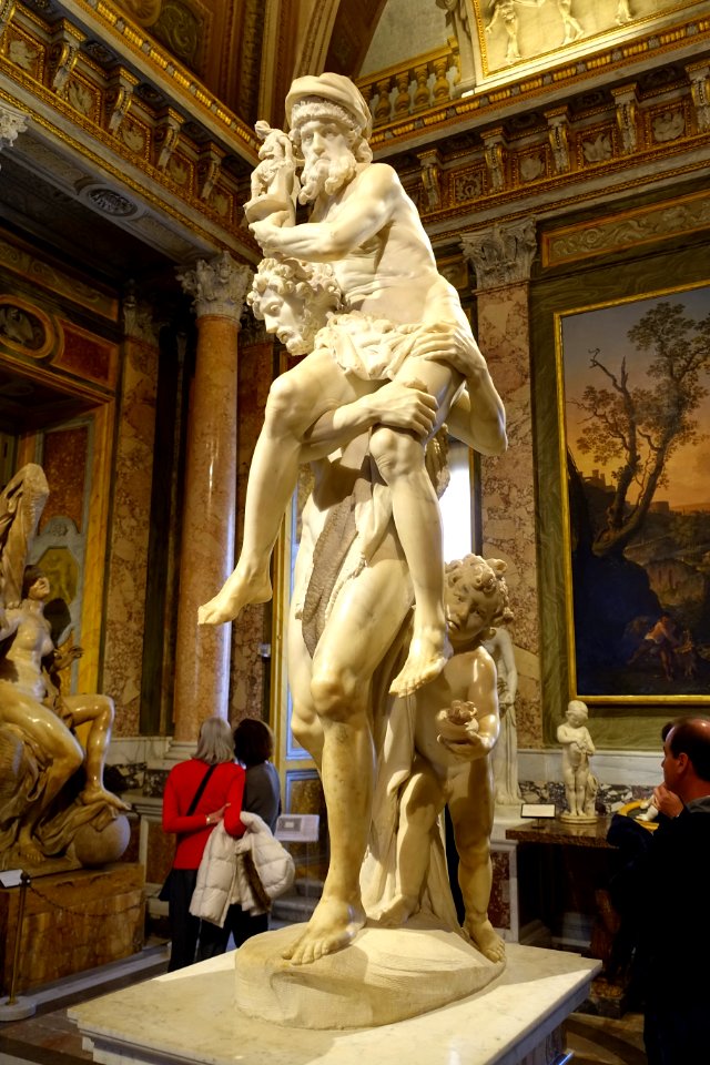 Aeneas,_Anchises,_and_Ascanius_by_Bernini,_1618-1620,_marble,_view_1_-_Galleria_Borghese_-_Rome,_Italy_-_DSC04797