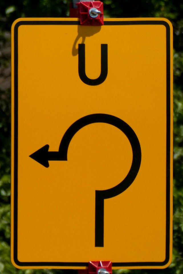 Aichach,_Ankündigung_Führung_einer_Umleitung_durch_Kreisverkehr,_1