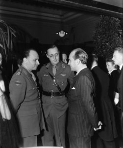 Afscheidsdiner_voor_de_Canadese_luitenant-generaal_G.G._(Guy_Granville)_Simonds.,_Bestanddeelnr_901-2412