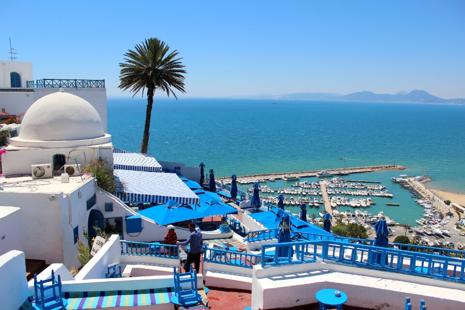 Handsomely blue - white street