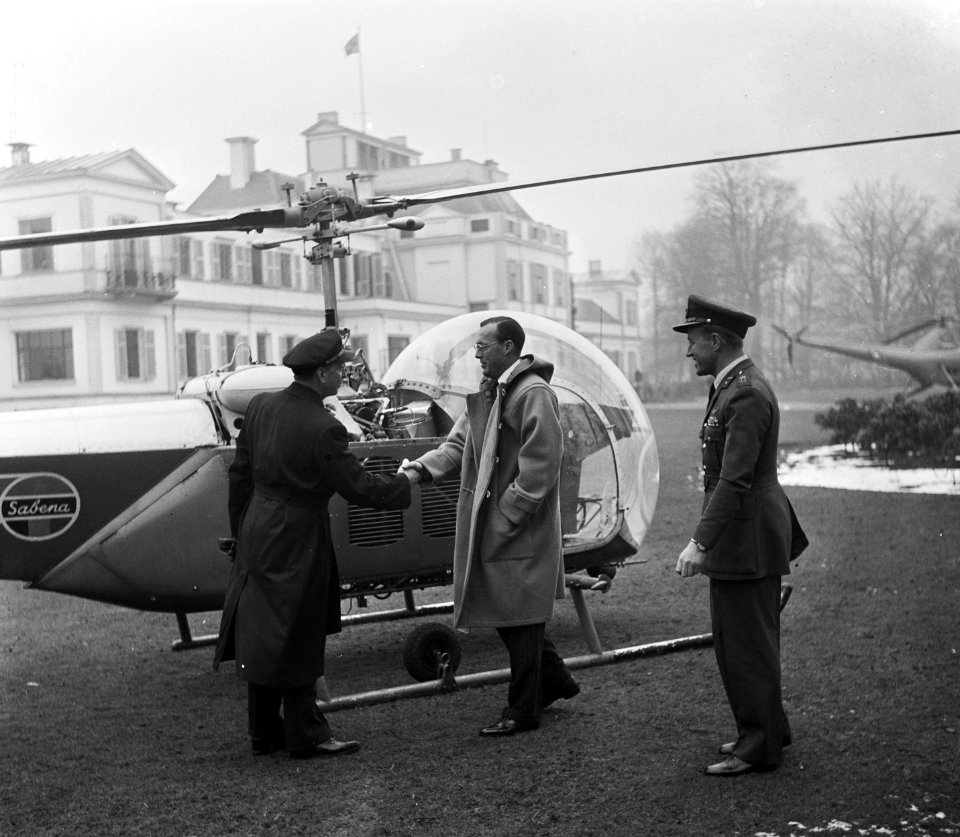 Afscheidsbezoek_helicopters_op_Soestdijk,_Bestanddeelnr_905-5534