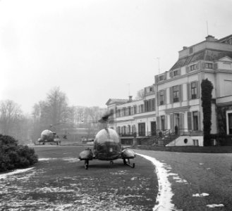 Afscheidsbezoek_helicopters_op_Soestdijk,_Bestanddeelnr_905-5532