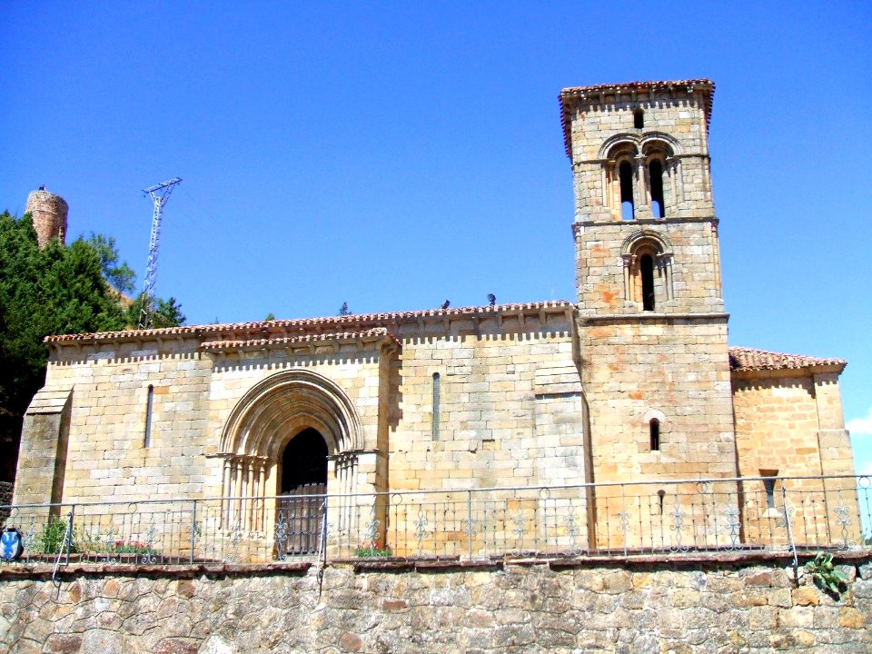 Aguilar_de_Campoo_-_Ermita_de_Santa_Cecilia_2