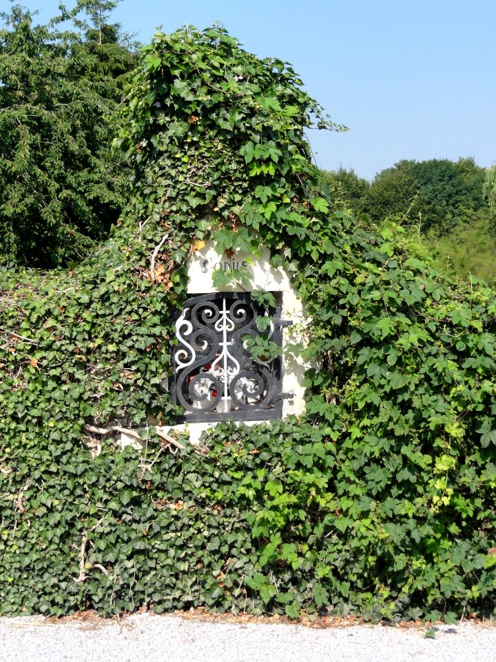 Aibes_(Nord,_Fr)_chapelle_Sainte_Odile