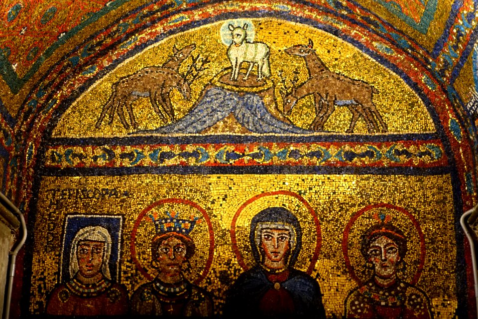Agnus_Dei_-_Santa_Prassede_-_Rome,_Italy_-_DSC05772