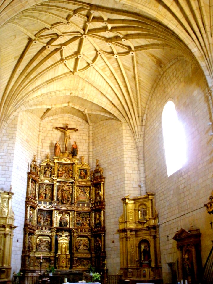 Agoncillo_-_N._S._la_Blanca_33