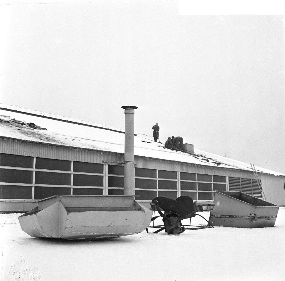 Ahoy-complex_te_Rotterdam_onder_sloop,_een_gedemonteerde_afzuiger,_Bestanddeelnr_918-6925