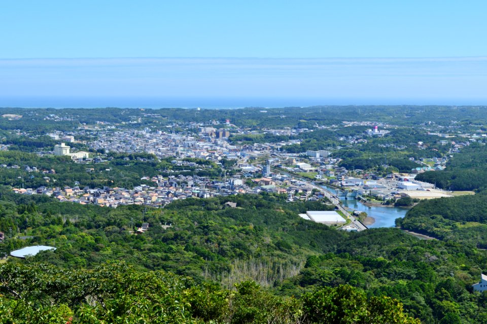 Agocho-Ugata_viewed_from_Yokoyama_Viewpoint