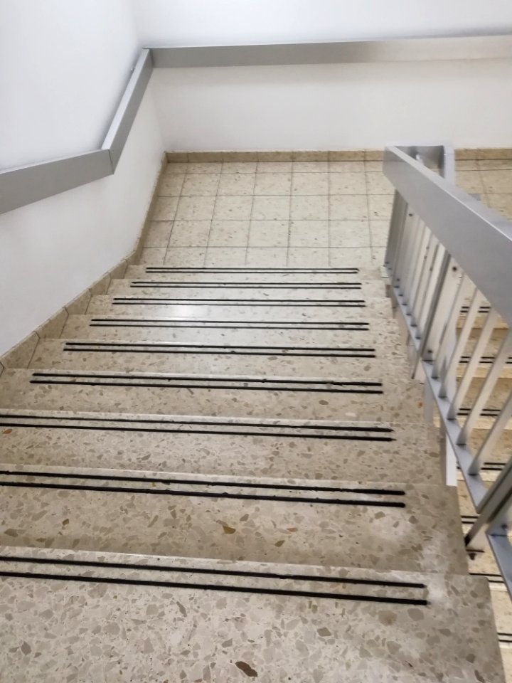 Age_friendly_stairs