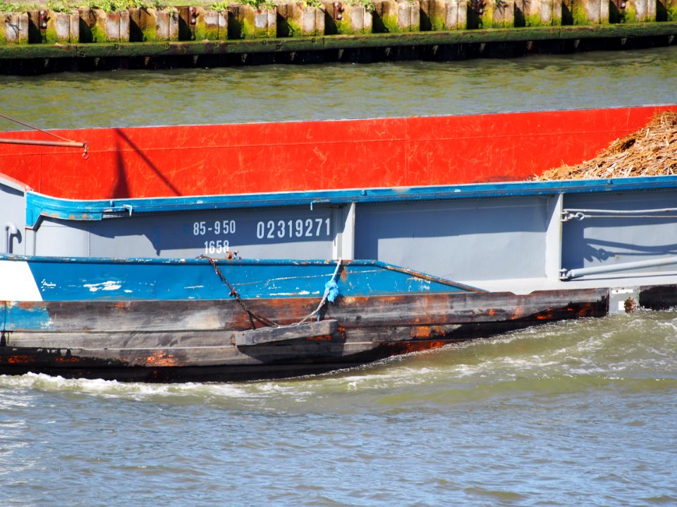 Agamemmon_-_ENI_02319271,_Amsterdam-Rijn_kanaal,_pic4