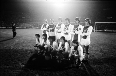 Afscheidswedstrijd_Johan_Cruijff_,_Ajax_tegen_Bayern_Munchen_0-8_elftal_van_Aja,_Bestanddeelnr_929-9834