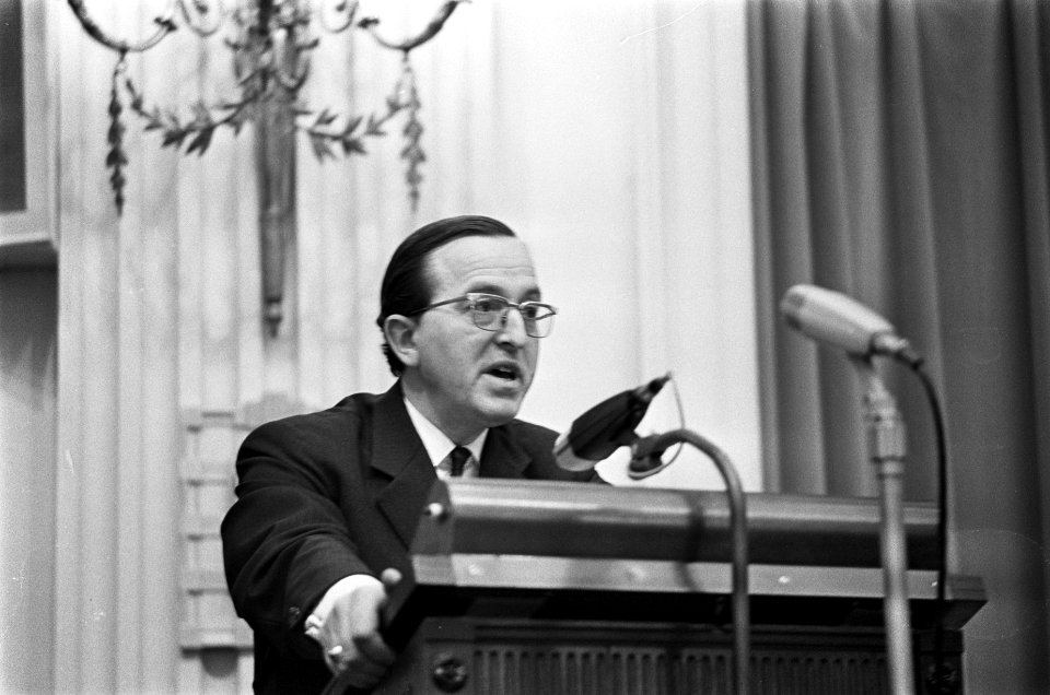Afsplitsing_van_de_Radicalen_uit_de_KVP-fractie_verklaring_van_kamerlid_Jacque…,_Bestanddeelnr_921-1175