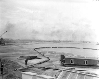 Afsluiting_van_het_Haringvliet,_Bestanddeelnr_908-8019