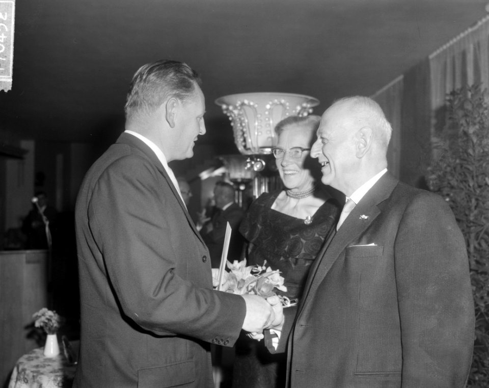 Afscheidsreceptie_van_prof._dr._P._Muntendam_in_Esplade_te_Utrecht,_Bestanddeelnr_917-0452
