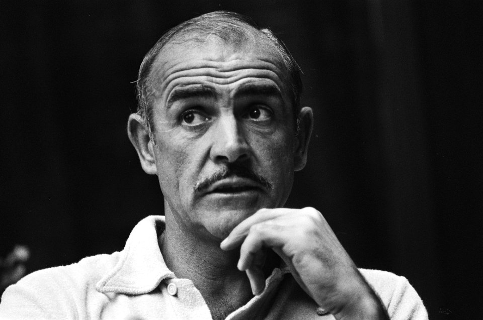 Acteur_Sean_Connery_geeft_persconferentie_in_Sonesta_Cultureel_Centrum_in_Amster,_Bestanddeelnr_928-6690