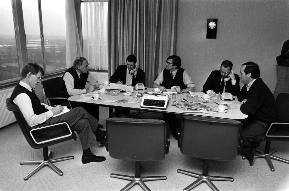Actiecomité_van_de_LSV_Utrecht_vlnr_D._de_Joode_(pr),_mr._H.J._Overbeek_(alg.di,_Bestanddeelnr_933-5579