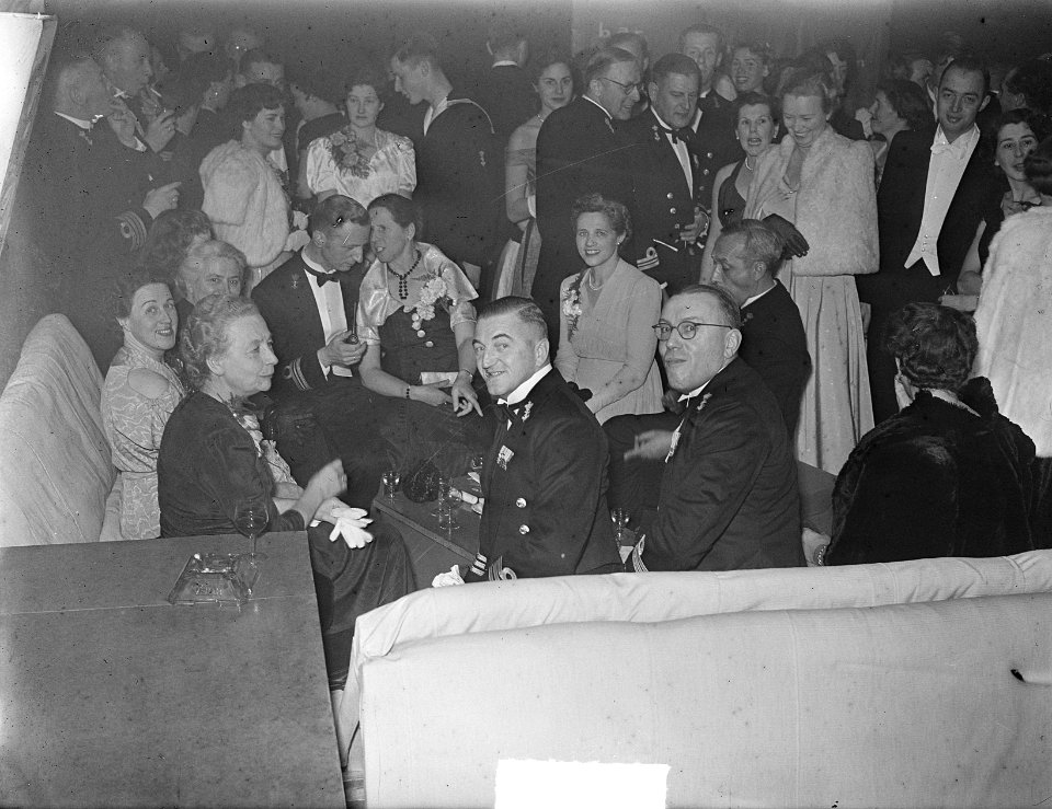 Adelborsten_Assaut_feest_Den_Helder,_Bestanddeelnr_904-3463