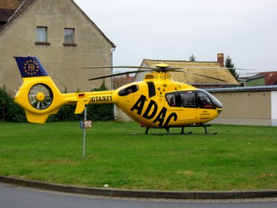 ADAC-Hubschrauber_Christoph63_in_Zwenkau_2017-12-05a