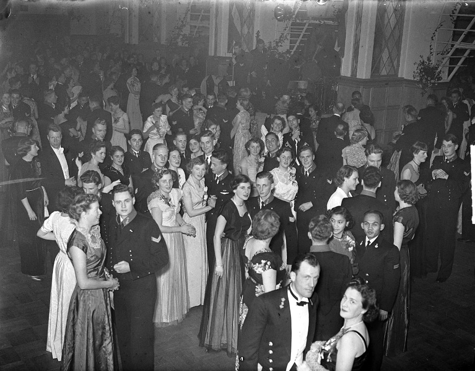 Adelborsten_Assaut_feest_Den_Helder,_Bestanddeelnr_904-3490