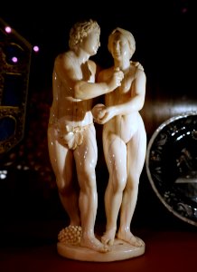 Adam_and_Eve,_ivory_-_Old_Master_Drawings_Cabinet,_Chatsworth_House_-_Derbyshire,_England_-_DSC03249 photo