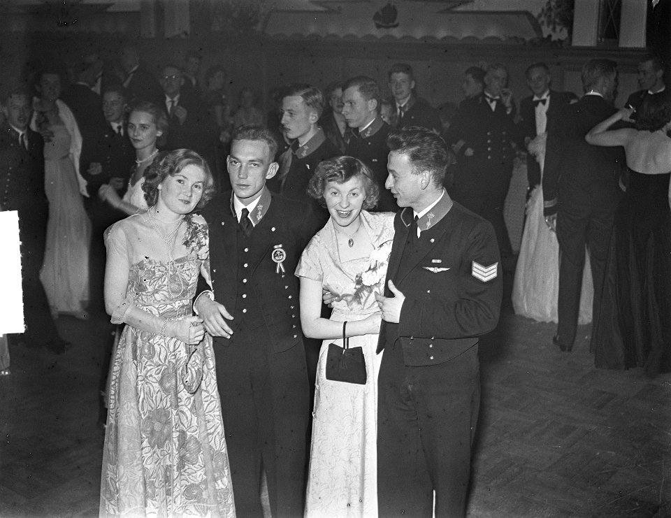 Adelborsten_Assaut_feest_Den_Helder,_Bestanddeelnr_904-3459