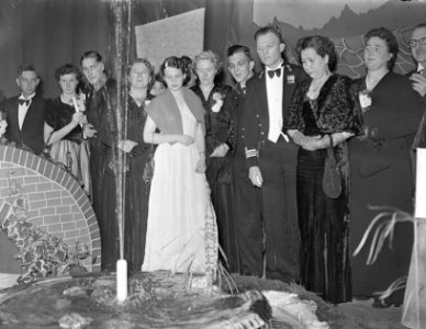 Adelborsten_Assaut_feest_Den_Helder,_Bestanddeelnr_904-3465