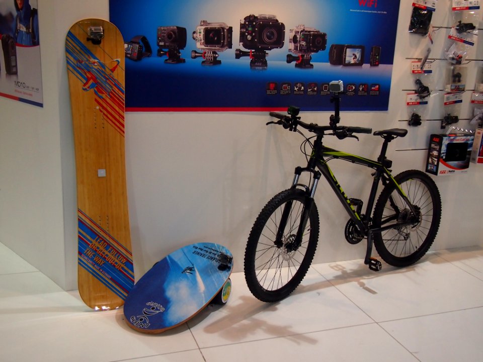 Action_Cam,_ISPO_2014_Munich_(05)