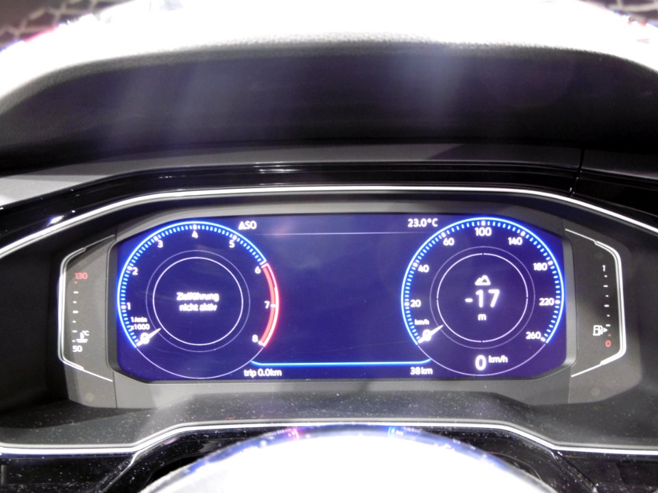 Active_Info_Display_in_VW_Polo_VI_-_Vienna_Autoshow_2018