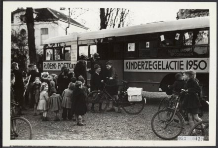 Acties, kinderen, postzegels, autobussen, Voor het Kind, Bestanddeelnr 053-0429