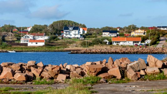 Across the bay in Norra Grundsund 1