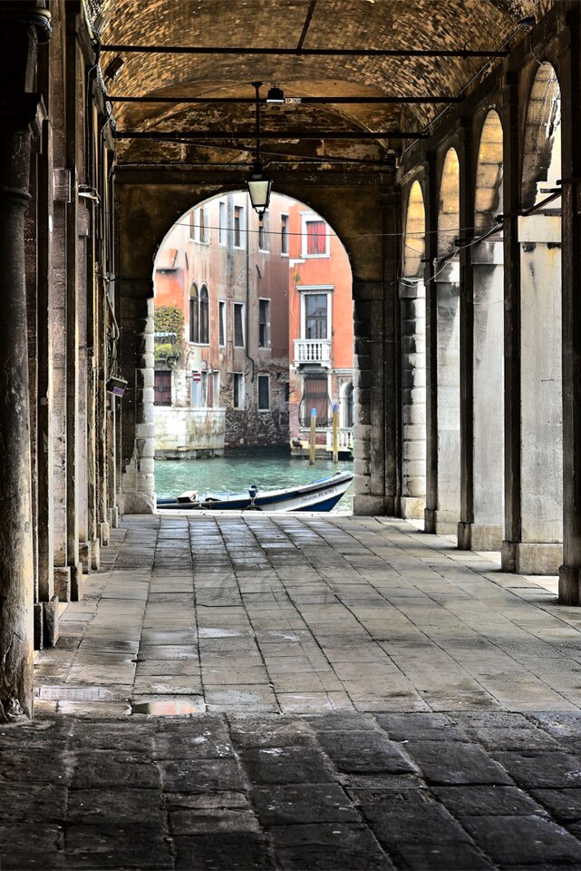 Water historically facade