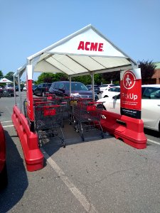ACME shopping carts N Cape May photo