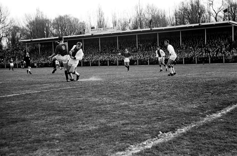 ADO tegen Ajax 2-2 Spelmomenten, Bestanddeelnr 915-0430