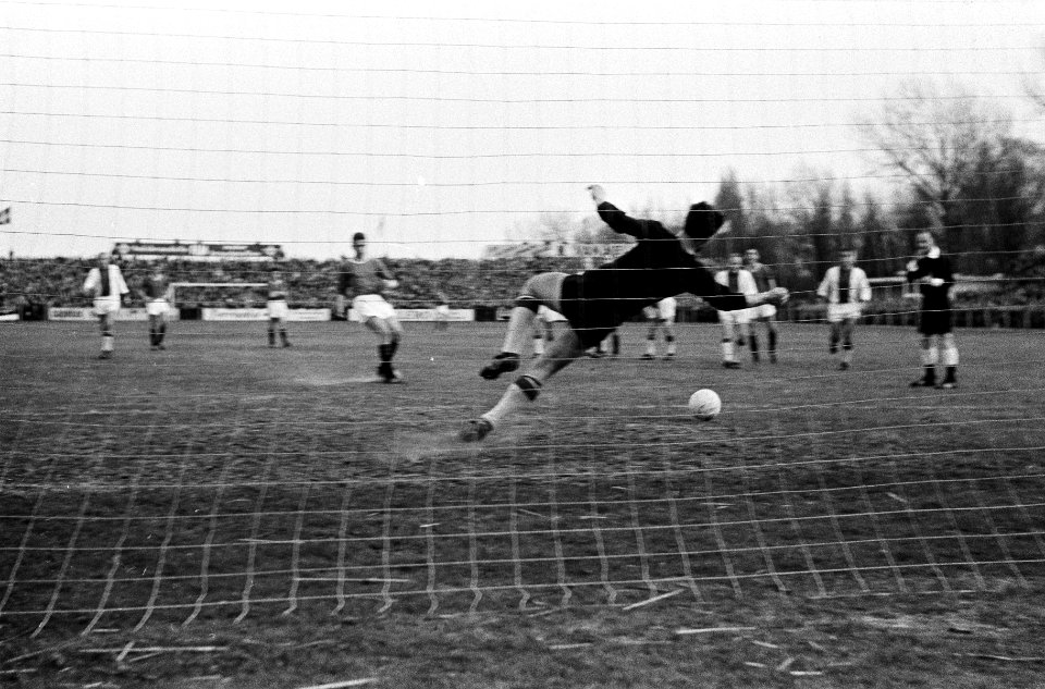 ADO tegen Ajax 2-2 Spelmomenten, Bestanddeelnr 915-0429