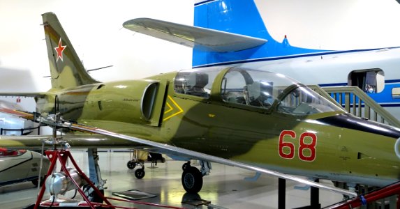 Aero L-39C Albatros, 1983 model year - Hiller Aviation Museum - San Carlos, California - DSC03116