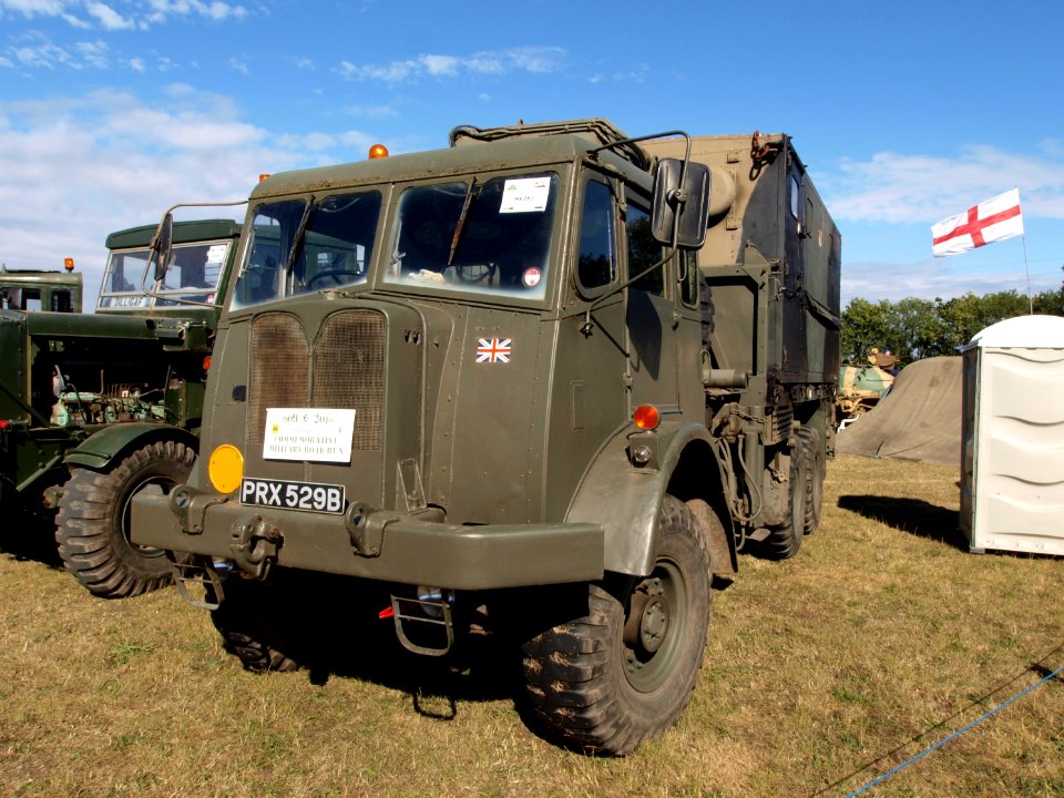 AEC Militant Mk1 Cargo (1964) GB pic2