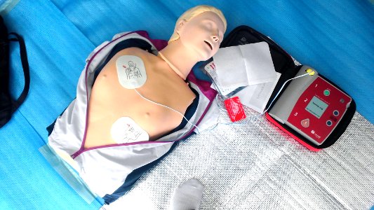 AED-trainingsample photo