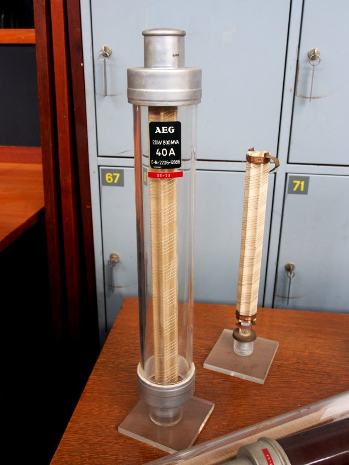 AEG 20kV 800MVA 40A Hoogspannings smeltveiligheid