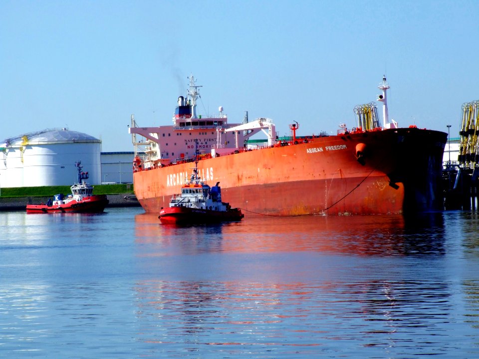 Aegean Freedom p1 at the '7e Petroliumhaven', Port of Rotterdam, Holland 19-Jul-2007