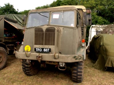 AEC Militant pic3