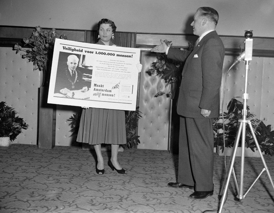 ADVERTENTIES, VEILINGEN, Bestanddeelnr 907-0681