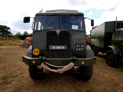 AEC Militant pic2