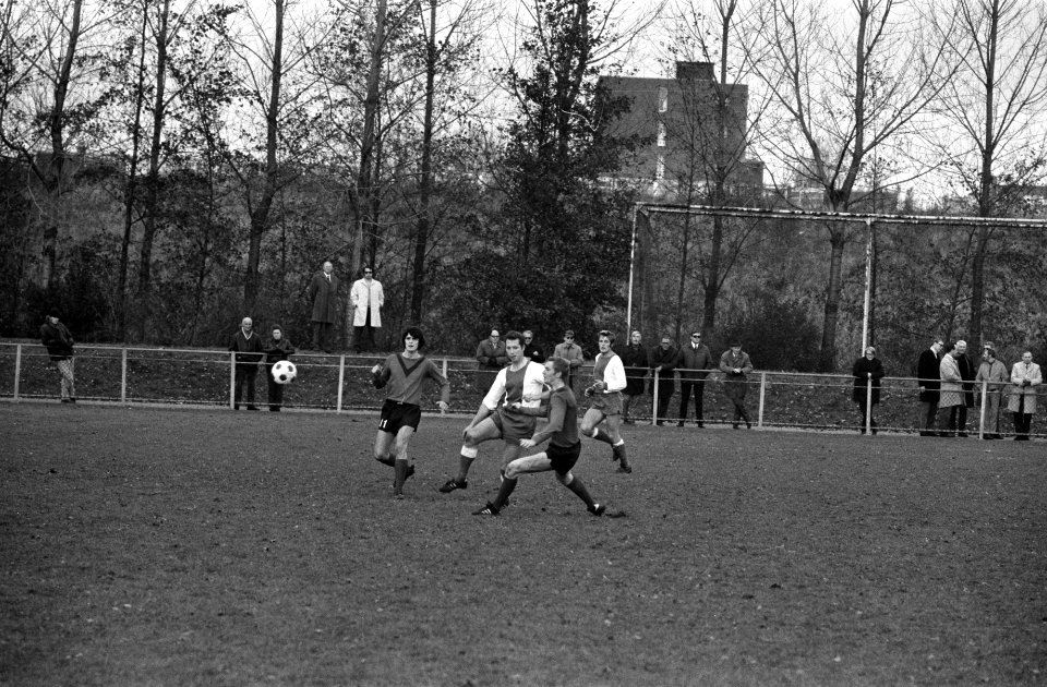AFC tegen Elinkwijk 2-3, Bestanddeelnr 925-1392