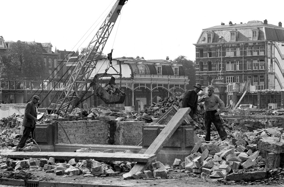 Afbraak Galerij op Frederiksplein Middenstuk van de Galerij, Bestanddeelnr 913-0149