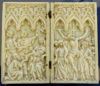 Adoration of the Magi and Crucifixion of Christ, diptych, Northern France, 1350-1375, ivory - Germanisches Nationalmuseum - Nuremberg, Germany - DSC03650